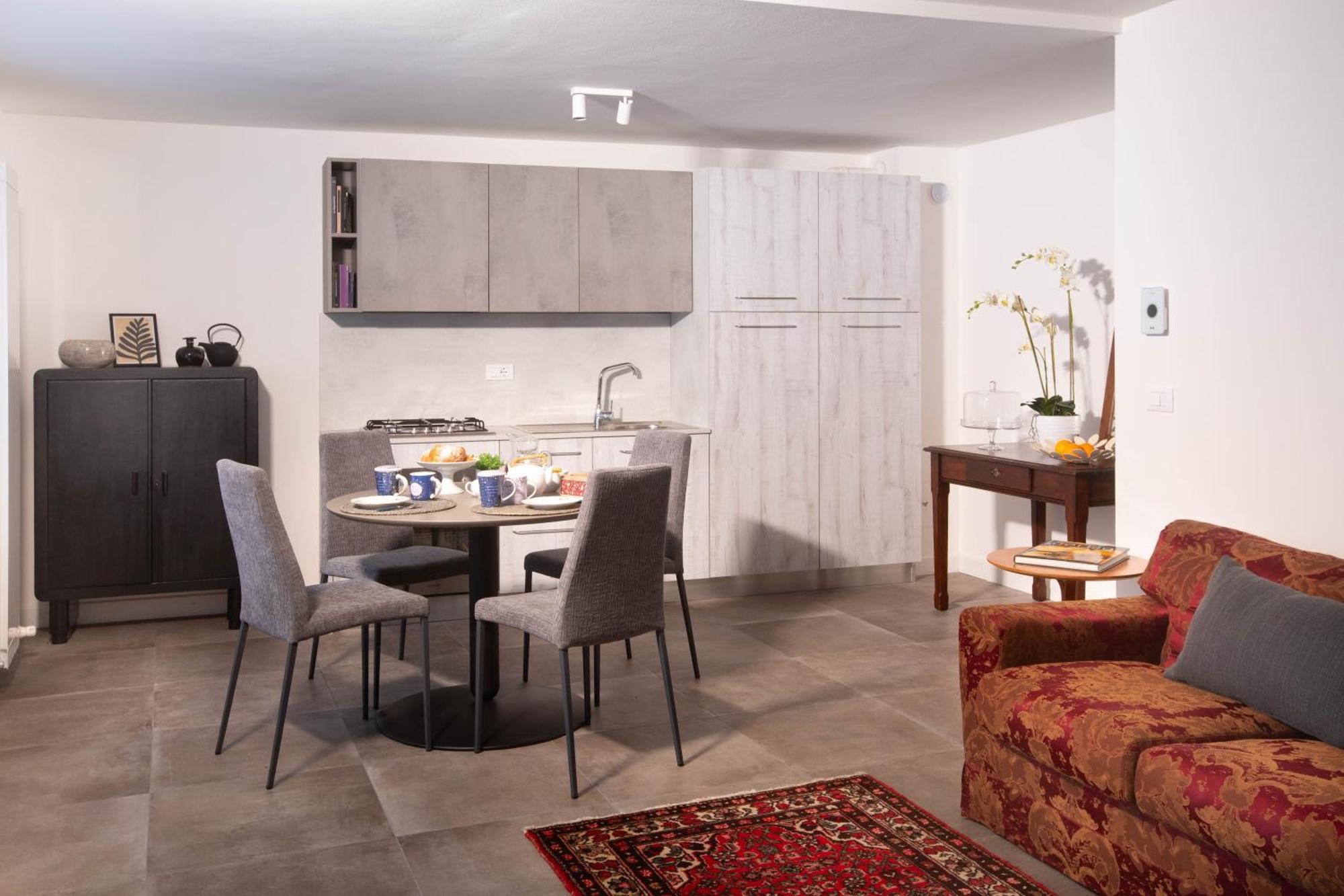 Ai Priori Aparthotel Gemona del Friuli Ngoại thất bức ảnh