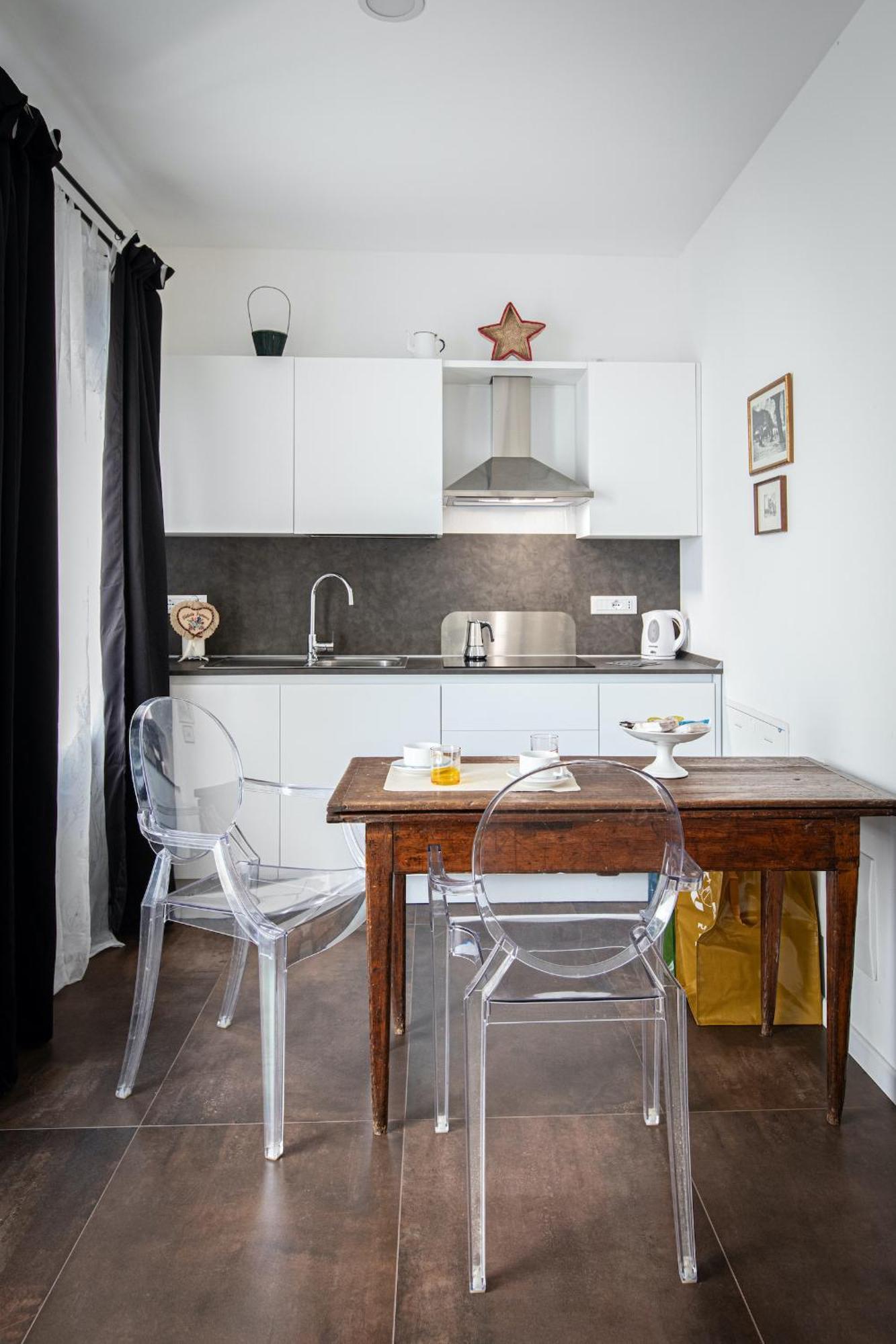 Ai Priori Aparthotel Gemona del Friuli Ngoại thất bức ảnh